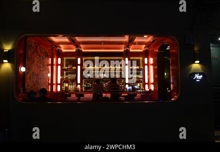 Die Nuss Bar auf der Maha Rat Rd In Bangkok, Thailand. Stockfoto