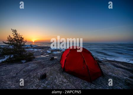 Sonnenaufgang auf der Insel Pirttisaari, Porvoo, Finnland Stockfoto