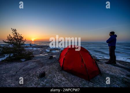 Sonnenaufgang auf der Insel Pirttisaari, Porvoo, Finnland Stockfoto