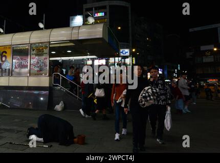 Das lebhafte Einkaufsviertel Ximending in Taipeh, Taiwan. Stockfoto