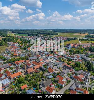 Das Marktdorf Thierhaupten im nördlichen schwäbischen Lechtal von oben Stockfoto