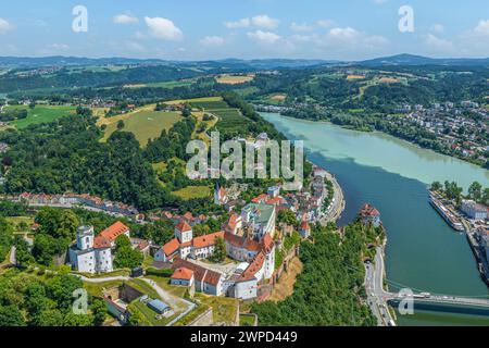Aus der Vogelperspektive auf die drei-Flüsse-Stadt Passau am Zusammenfluss von Donau, Inn und Ilz Stockfoto
