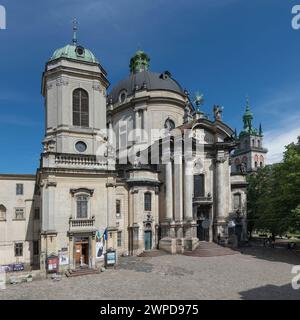 Fronleichnamskirche und Dominikanerkloster in Lemberg, Ukraine Stockfoto