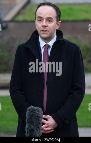 London, England, Großbritannien. März 2024. Der britische Finanzminister JAMES MURRAY wird während der Morgenrunde in Westminster interviewt. (Kreditbild: © Thomas Krych/ZUMA Press Wire) NUR REDAKTIONELLE VERWENDUNG! Nicht für kommerzielle ZWECKE! Stockfoto