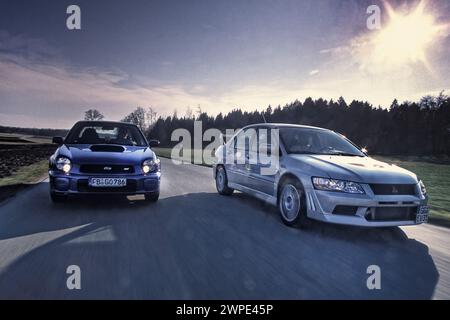 Subaru Impreza Turbo WRX und Mitsubishi Lancer Evo Stockfoto