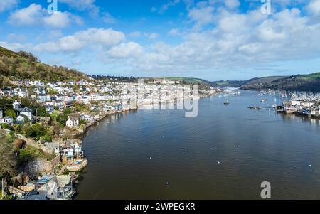 Dartmouth und Kingswear über dem Fluss Dart von einer Drohne, Devon, England, Europa Stockfoto
