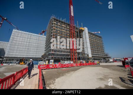 Mailand, Italien. März 2024. Cerimonia di complete amento delle strutture del Villaggio Olimpico presso l'ex Scalo Porta Romana - News - Milano, Italia - Domenica 7 Marzo 2024 (Foto Claudio Furlan/Lapresse) Zeremonie zur Fertigstellung der Einrichtungen des Olympischen Dorfes an der ehemaligen Scalo Porta Romana - News - Mailand, Italien - Sonntag, 7. März, 7. 2024 (Foto Claudio Furlan/Lapresse) Credit: LaPresse/Alamy Live News Stockfoto