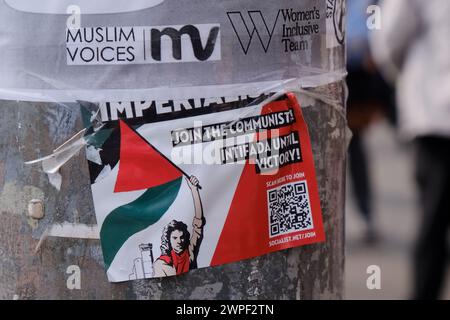 Whitechapel, London, Großbritannien. März 2024. Hamas Israel Krieg, verschiedene Plakate und Graffit rund um Whitechapel. Quelle: Matthew Chattle/Alamy Live News Stockfoto