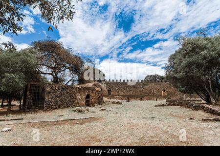 Königlicher Fasil Ghebbi Palast, Gondar Festung Stadt, Äthiopien. Gegründet von Kaiser Fasilides. Der Kaiserpalastkomplex wird Camelot von Afrika genannt. A Stockfoto