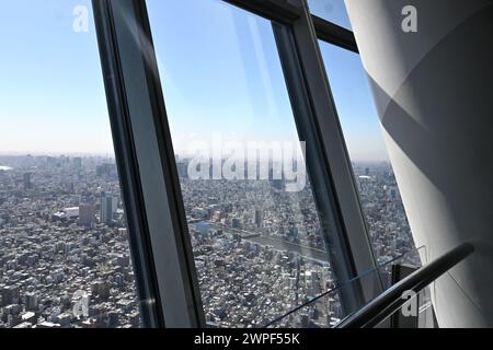 Tokyo Skytree tembo Deck – Sumida City, Tokio, Japan – 27. Februar 2024 Stockfoto