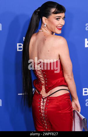 INGLEWOOD, LOS ANGELES, KALIFORNIEN, USA - 6. MÄRZ: Katy Perry kommt am 6. März 2024 bei der Billboard Women in Music 2024 im YouTube Theater im SoFi Stadium in Inglewood, Los Angeles, Kalifornien, USA. (Foto: Xavier Collin/Image Press Agency) Stockfoto