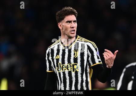 Dusan Vlahovic von Juventus FC Gesten während des Serie A TIM Spiels zwischen SSC Napoli und Juventus FC im Diego Armando Maradona Stadium in Neapel, IT Stockfoto