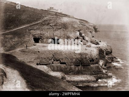 Tilly Wimm Höhlen, Swanage, um 1880 Stockfoto