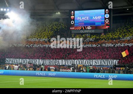 Roma, Italien. März 2024. Roma-Fans während des Fußballspiels der UEFA Europe League zwischen Roma und Brighton FC im Olympiastadion in Rom, Italien - Donnerstag, 7. März 2024 - Sport Soccer ( Foto: Alfredo Falcone/LaPresse ) Credit: LaPresse/Alamy Live News Stockfoto