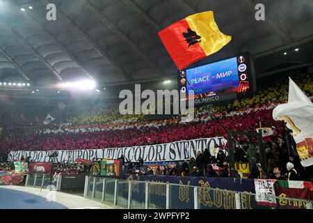 Roma, Italien. März 2024. Roma-Fans während des Fußballspiels der UEFA Europe League zwischen Roma und Brighton FC im Olympiastadion in Rom, Italien - Donnerstag, 7. März 2024 - Sport Soccer ( Foto: Alfredo Falcone/LaPresse ) Credit: LaPresse/Alamy Live News Stockfoto