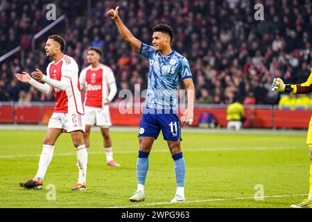 Amsterdam, Niederlande. März 2024. AMSTERDAM, NIEDERLANDE - 7. MÄRZ: Ollie Watkins von Aston Villa FC sieht beim Spiel der UEFA Europa Conference League Play offs zwischen AFC Ajax und Aston Villa FC am 7. März 2024 in der Johan Cruijff Arena in Amsterdam, Niederlande, nach. (Foto von Joris Verwijst/Orange Pictures) Credit: Orange Pics BV/Alamy Live News Stockfoto