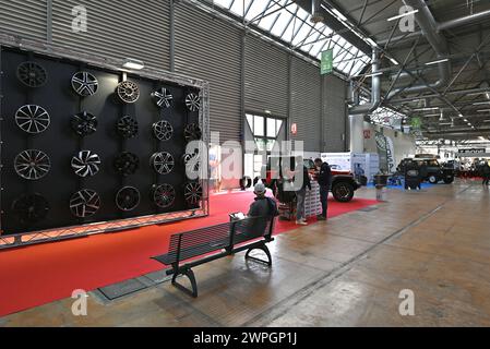 Carrara, Tuscany, Italien, 21. April 2023, im Carrara Exhibition Centre, 4x4Fest, die Messe-Veranstaltungen für 4x4 Offroad Welt in Italien Credit: Paolo Maggiani/Alamy Stockfoto