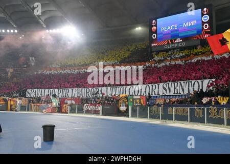 Stadio Olimpico, Rom, Italien. März 2024. Europa League, Achtelfinale Fußball; Roma gegen Brighton und Hove Albion; Roma's Supporters Credit: Action Plus Sports/Alamy Live News Stockfoto