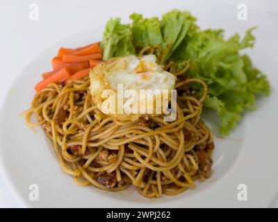 Spaghetti-Bolognese-Pasta mit Tomatensauce und Schweinehackfleisch, Stockfoto Stockfoto