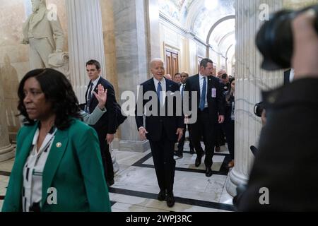 Washington, Vereinigte Staaten. März 2024. US-Präsident Joe Biden kommt auf dem Capitol Hill in Washington, DC, um die Rede zur Lage der Union am 7. März 2024 zu halten. Kredit: Chris Kleponis/Pool über CNP/dpa/Alamy Live News Stockfoto