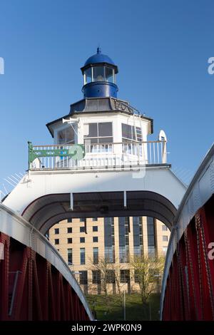 Großbritannien, Newcastle upon Tyne, die Schwinge Brücke an der Bridge Street. Stockfoto