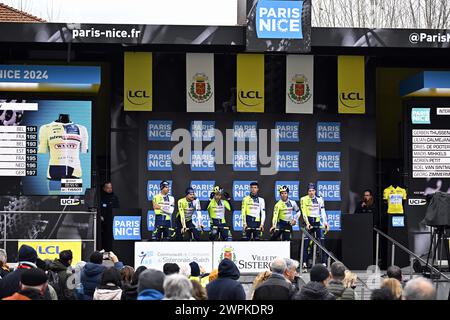 Sisteron, Frankreich. März 2024. Die Intermarche-Wanty-Fahrer wurden am Freitag, den 08. März 2024, zu Beginn der sechsten Etappe des Radrennens Paris-Nizza, 198 km von Sisteron nach La Colle-sur-Loup, Frankreich, aufgenommen. BELGA FOTO JASPER JACOBS Credit: Belga News Agency/Alamy Live News Stockfoto