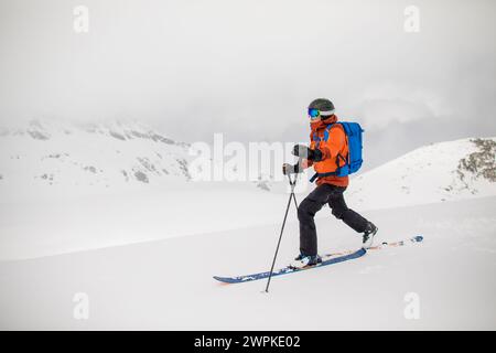 Skitouren an einem Wintertag, Whistler B.C. Stockfoto