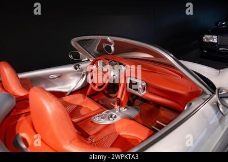Lenkrad, Innenraum, Cockpit Oldtimer Porsche Boxster Cabrio 1996 Oldtimer, Automotive Passion, Evolution Sportwagen, Oldtimer, Retro-styl Stockfoto