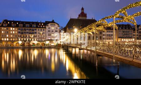 Rathaussteg Brücke am Abend, Luzern, Schweiz, Europa Stockfoto