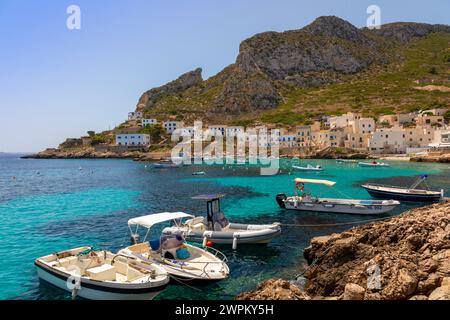 Levanzo, Cala Dogana, Ägadische Inseln, Provinz Trapani, Mittelmeer, Sizilien, Italien, Mittelmeer, Europa Stockfoto