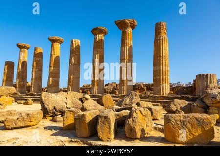 Tempel des Herakles, Valle dei Templi (Tal der Tempel), UNESCO-Weltkulturerbe, hellenische Architektur, Agrigento, Sizilien, Italien, Mittelmeer Stockfoto