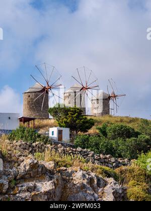 Windmühlen von Patmos Chora, Patmos Island, Dodekanes, griechische Inseln, Griechenland, Europa Stockfoto