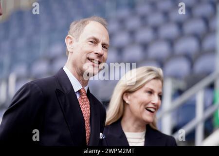 Duke and Duchess of Edinburgh während eines Besuchs im Headingley Stadium in Leeds, um Rugby-Trials zu sehen und an einer Preisverleihung teilzunehmen. Bilddatum: Freitag, 8. März 2024. Stockfoto