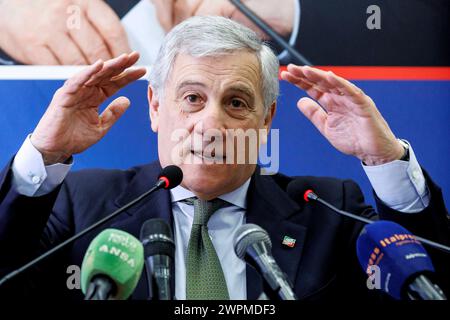 Roma, Italien. März 2024. IL segretario di Forza Italia Antonio Tajani durante la conferenza stampa nella sede del partito a Roma, Venerd&#xec;, 8 marzo 2024 (Foto Roberto Monaldo/LaPresse) Forza Italia Sekretär Antonio Tajani während der Pressekonferenz im Parteisitz in Rom, Freitag, 8. März 2024 (Foto: Roberto Monaldo/LaPresse) Credit: LaPresse/Alamy Live News Stockfoto