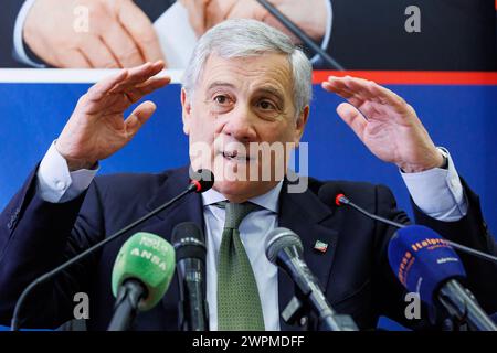 Roma, Italien. März 2024. IL segretario di Forza Italia Antonio Tajani durante la conferenza stampa nella sede del partito a Roma, Venerd&#xec;, 8 marzo 2024 (Foto Roberto Monaldo/LaPresse) Forza Italia Sekretär Antonio Tajani während der Pressekonferenz im Parteisitz in Rom, Freitag, 8. März 2024 (Foto: Roberto Monaldo/LaPresse) Credit: LaPresse/Alamy Live News Stockfoto