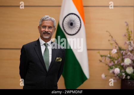 Tokio, Japan. März 2024. Der indische Außenminister Subrahmanyam Jaishankar wartet am Freitag, den 8. März 2024, auf den japanischen Premierminister Fumio Kishida, während er Kishida im Büro des Premierministers in Tokio einen Höflichkeitsbesuch abstattet. (Credit Image: © POOL via ZUMA Press Wire) NUR REDAKTIONELLE VERWENDUNG! Nicht für kommerzielle ZWECKE! Stockfoto