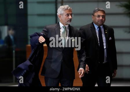 Tokio, Japan. März 2024. Der linke indische Außenminister Subrahmanyam Jaishankar kommt am Freitag, den 8. März 2024, im japanischen Premierminister zu einem Höflichkeitsbesuch beim japanischen Premierminister Fumio Kishida in Tokio. (Credit Image: © POOL via ZUMA Press Wire) NUR REDAKTIONELLE VERWENDUNG! Nicht für kommerzielle ZWECKE! Stockfoto