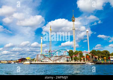 Blick auf den Vergnügungspark Gröna Lund auf Djurgården, Stockholm, Schweden Stockfoto