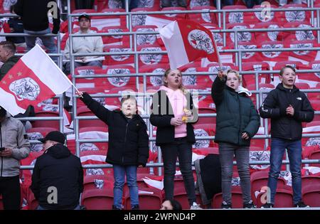 Amsterdam, Niederlande. März 2024. AMSTERDAM, NIEDERLANDE - 7. MÄRZ: Fans beim Play-offs-Spiel der UEFA Europa Conference League zwischen AFC Ajax und Aston Villa FC in der Johan Cruijff Arena am 7. März 2024 in Amsterdam. (Foto von Joris Verwijst/Orange Pictures) Credit: Orange Pics BV/Alamy Live News Stockfoto