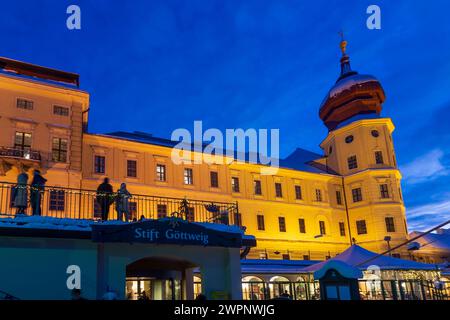 Furth bei Göttweig, Kloster Göttweig, Ostwand, Restaurant, Schnee in Wachau, Niederösterreich, Niederösterreich, Österreich Stockfoto