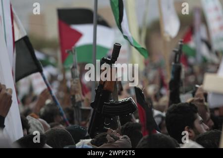 Jemen Rallye Israel Gaza Conflict Credit. Hamza Ali/Alamy Live News Stockfoto