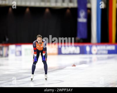 INZELL - Kjeld NUIs (NED) nach dem zweiten 1000-Meter-Rennen der Speed-Skating-Weltmeisterschaft in der Max-Aicher-Arena in Inzell, Deutschland. ANP VINCENT JANNINK Stockfoto