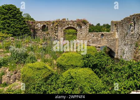 Das Wasserschloss von Leeds Castle bei Maidstone, Kent, England, Großbritannien, Europa Stockfoto