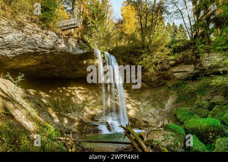 Deutschland, Bayern, Scheidegg, Scheidegg Wasserfälle, zweiter Wasserfall. Die Scheidegg-Wasserfälle stehen auf der Liste der schönsten Geotope Bayerns. Stockfoto