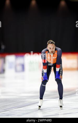 INZELL - Kjeld NUIs (NED) nach den zweiten 1000-Meter-Männern bei den Speed-Skating-Weltmeisterschaften in der Max-Aicher-Arena in Inzell. ANP VINCENT JANNINK Stockfoto