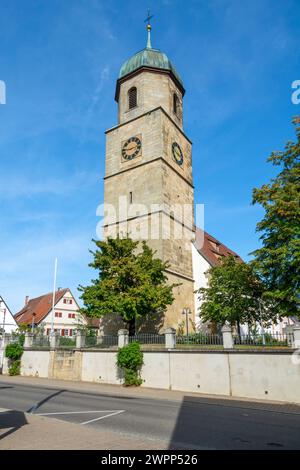 Filderstadt-Sielmingen, Evangelische St. Martins Kirche, Turm mit barockem Turm. Stockfoto