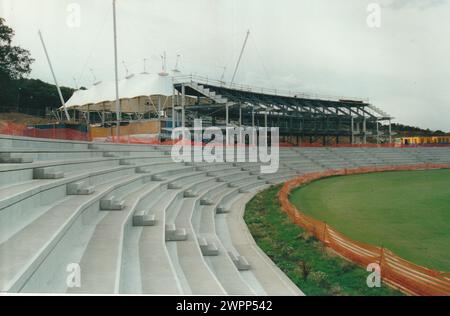 DAS NEUE ZUHAUSE DES HAMPSHIRE CRICKET CLUBS DIE ROSE BOWL NIMMT FORM AN, 2000 PIC MIKE WALKER 2000 Stockfoto