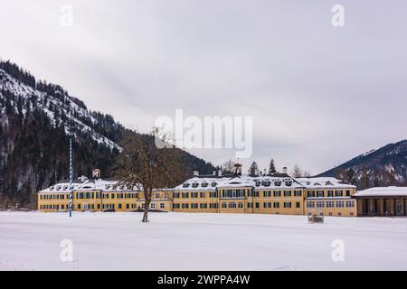 Kreuth, ehemaliges Kurbad Wildbad Kreuth, Schnee in Tegernsee-Schliersee, Oberbayern, Bayern, Deutschland Stockfoto