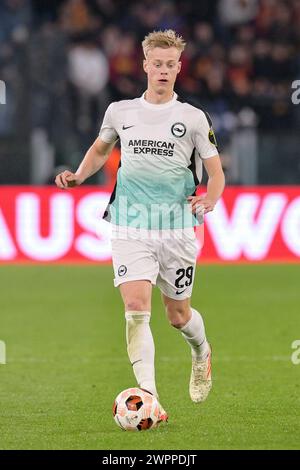 Roma, Italien. März 2024. Jan Paul van Hecke von Brighton & Hove Albion FC während des Fußballspiels der UEFA Europa League, Roma vs Brighton & Hove Albion, 7. März 2024 (Foto: AllShotLive/SIPA USA) Credit: SIPA USA/Alamy Live News Stockfoto