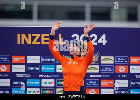 Inzell, Deutschland. März 2024. INZELL, DEUTSCHLAND - 8. MÄRZ: Jutta Leerdam aus den Niederlanden während der ISU Speed Skating Sprint Weltmeisterschaft in der Max Aicher Arena am 8. März 2024 in Inzell. (Foto von Douwe Bijlsma/Orange Pictures) Credit: Orange Pics BV/Alamy Live News Stockfoto